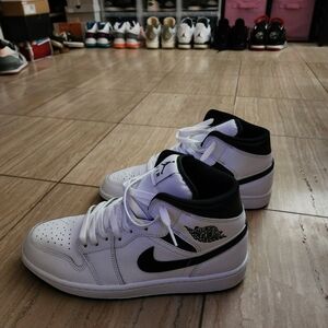 Jordan 1 Reverse Panda